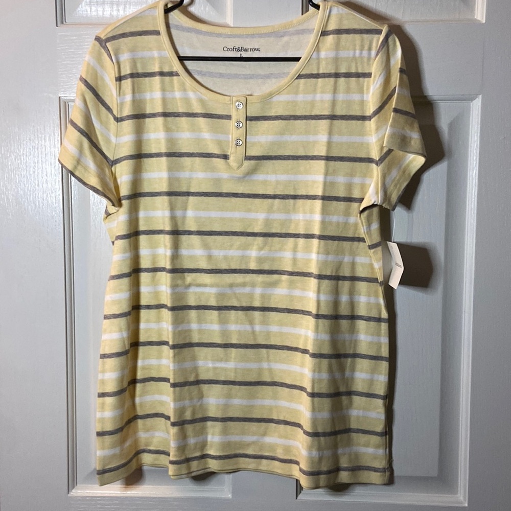 Croft & Borrow short sleeve Top NWT